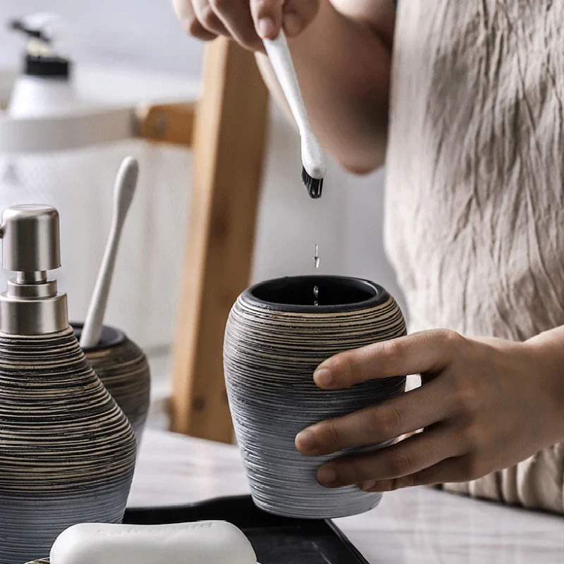 accessoires de salle de bain en céramique rétro artisanaux et pratiques - Image 4