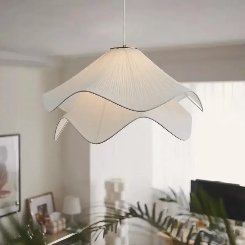 Art français tissu plissé pétale lustres nordique Ins crÚme Style Simple confortable salon chambre nordique décor à la maison lampes suspendues