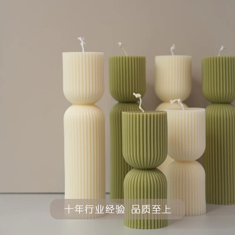 bougies parfumées artisanales avec colonnes rayées et carillons éoliens - Image 2
