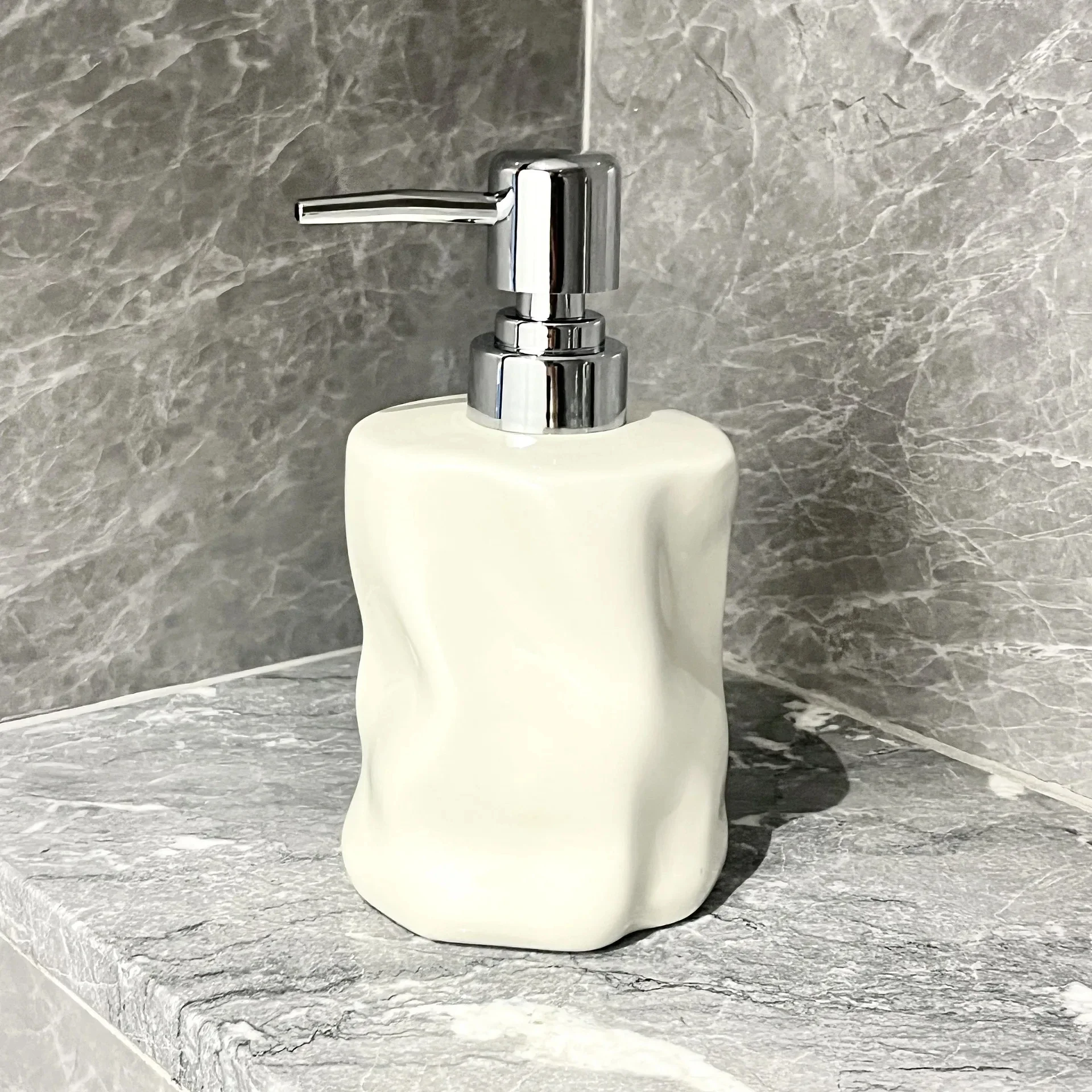 bouteille de lotion céramique distributeur pour gel douche et savon - Image 6