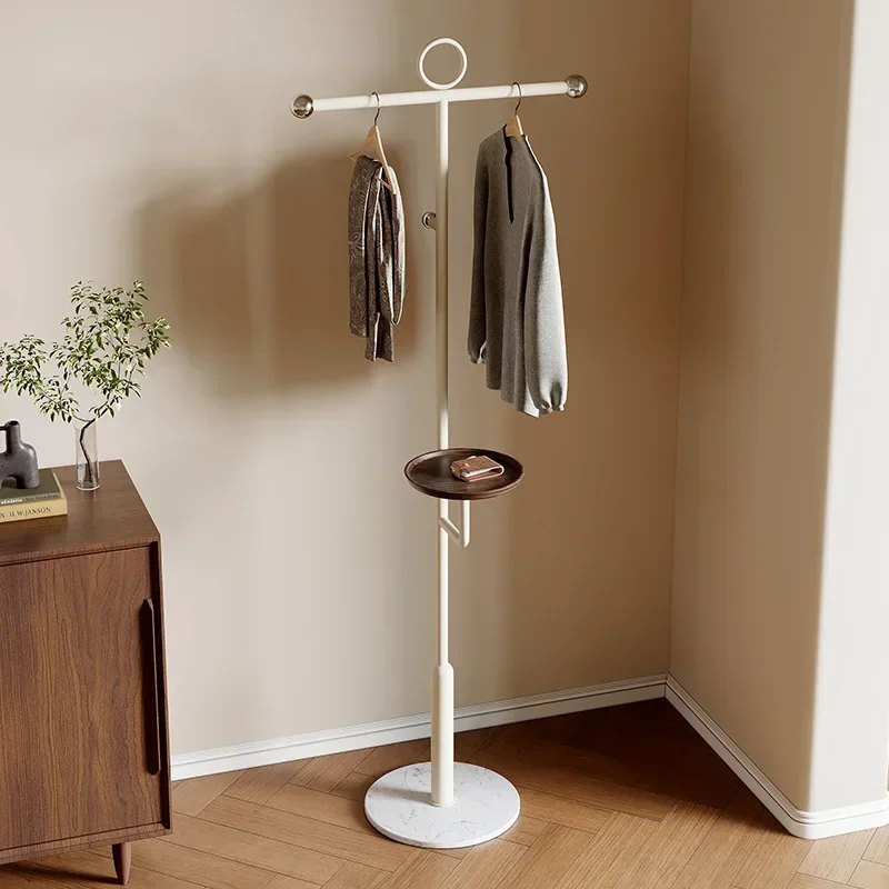 cintres de luxe légers avec base en marbre et support suspendu - Image 2