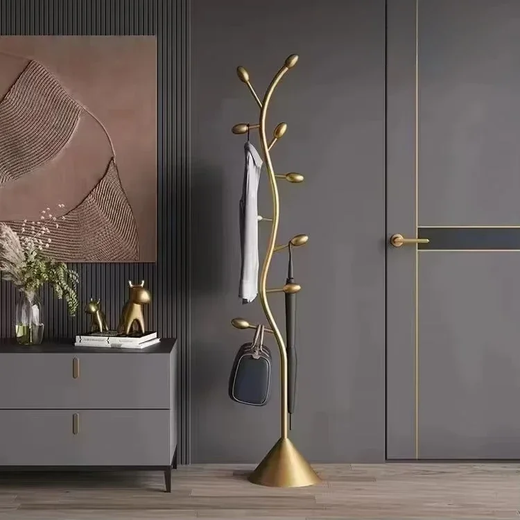 etagère moderne pour vêtements au style industriel élégant - Image 7