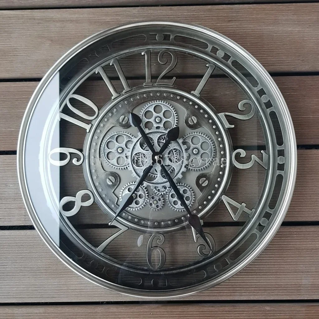 horloge murale industrielle en métal avec engrenages mobiles décorative - Image 3