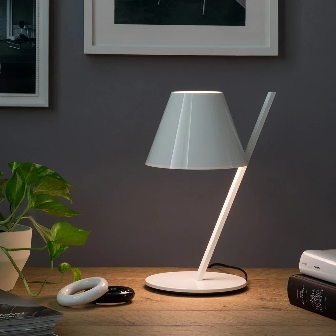 Italy Design Table Light Desk Lamp for Bedroom Living Area - Image 3