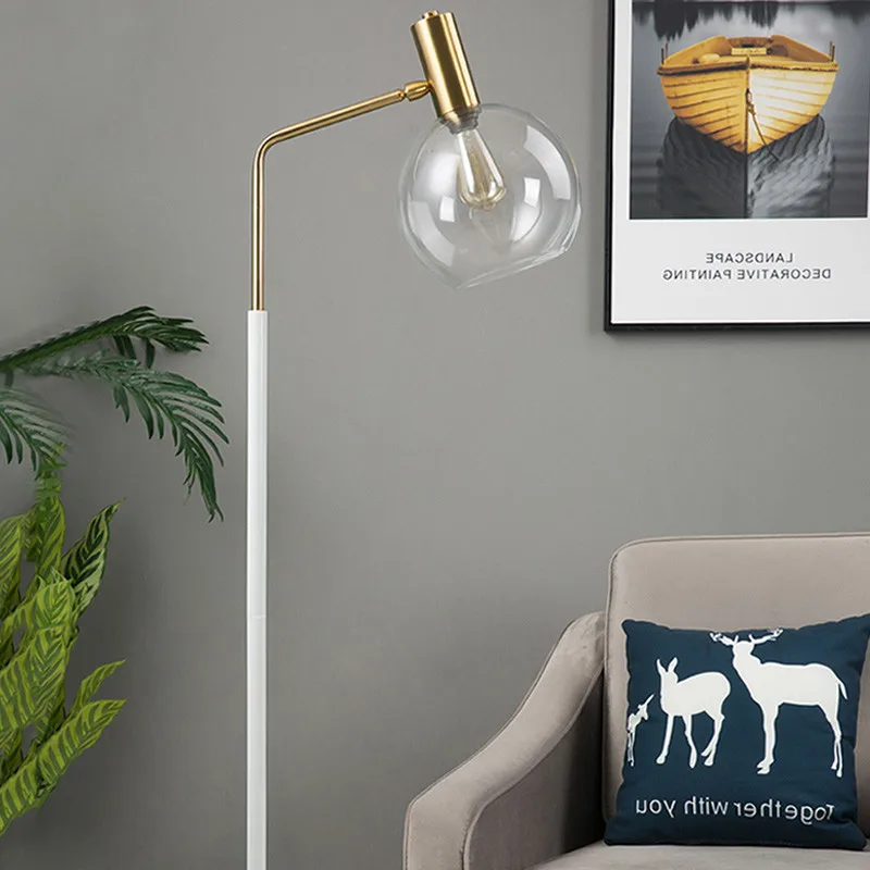 lampadaire doré et noir en métal et verre pour intérieur - Image 5