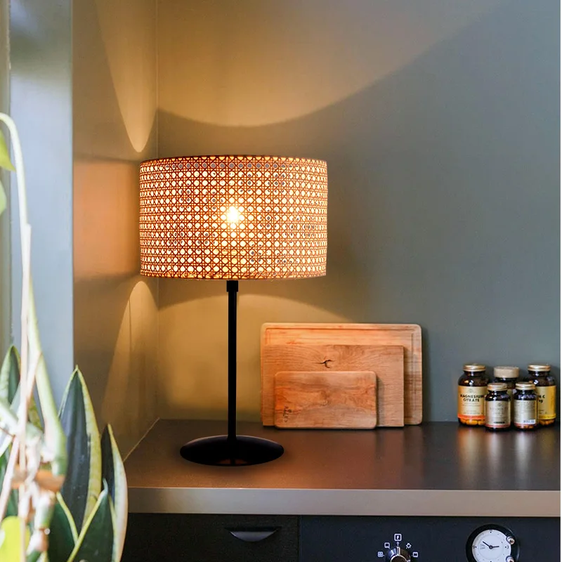 lampadaire en rotin tissé style rural créatif pour intérieur - Image 3