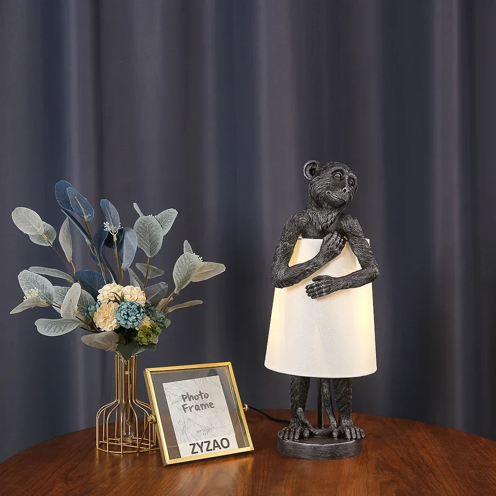 lampe à poser en résine design singe rétro pour éclairage décoratif - Image 3