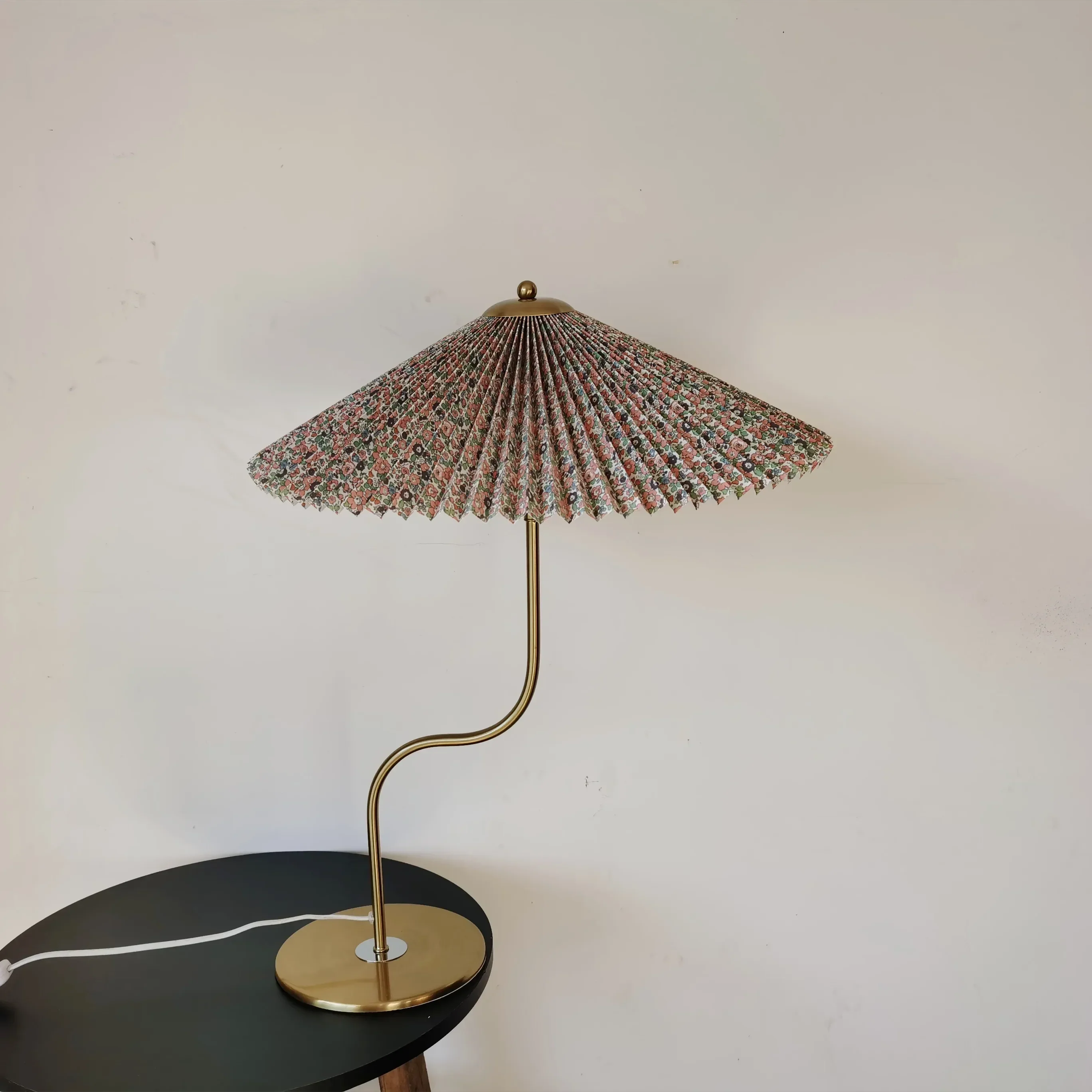 lampe à poser rétro en forme de parapluie décoratif pivotant - Image 7