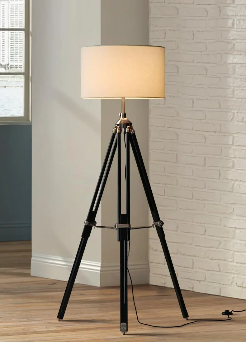 lampe à poser trépied en bois style industriel moderne - Image 8