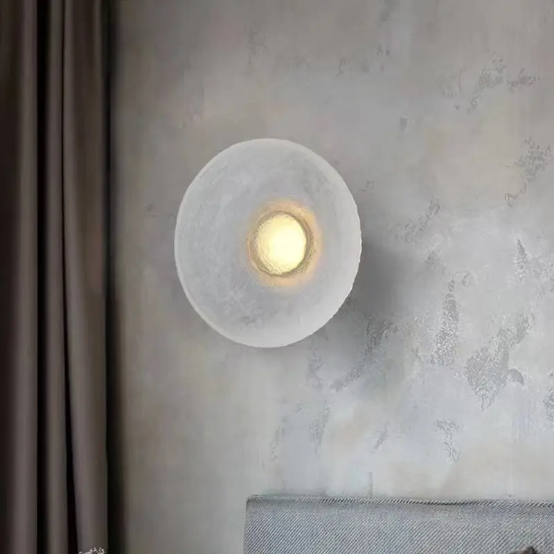 lampe circulaire design pour intérieur moderne en résine transparente - Image 4