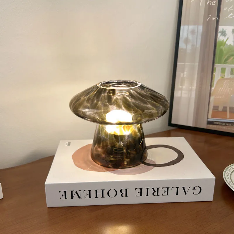 lampe de chevet led créative soucoupe volante avec intensité variable - Image 4