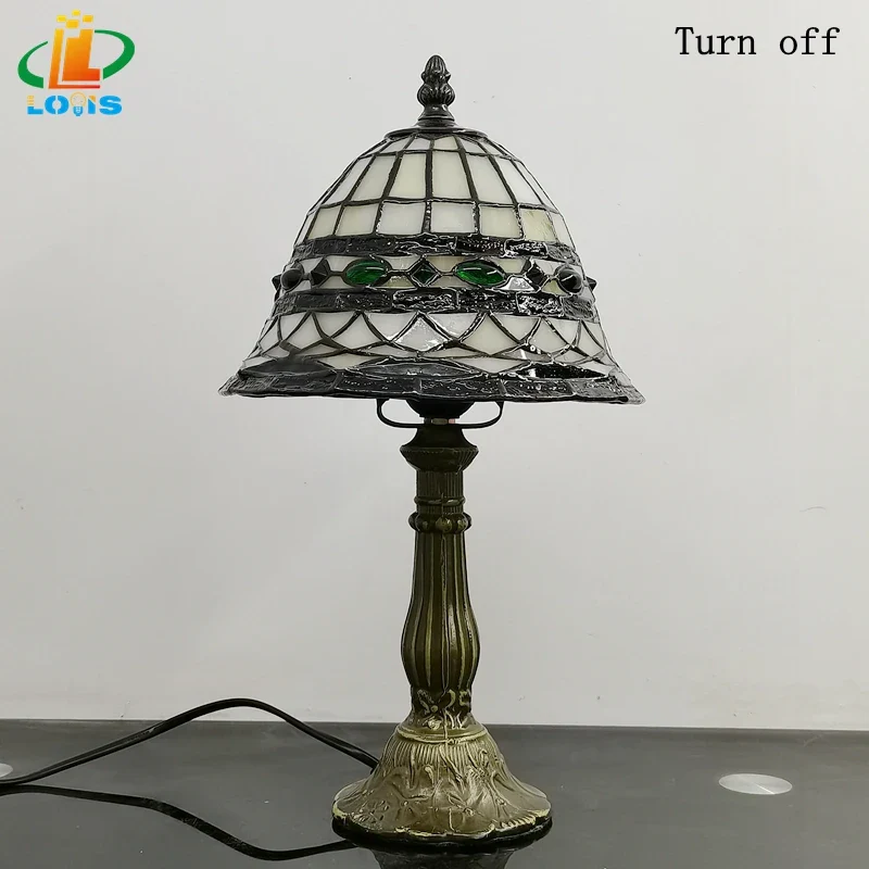 lampe de table style tiffany en verre décoratif antique - Image 6