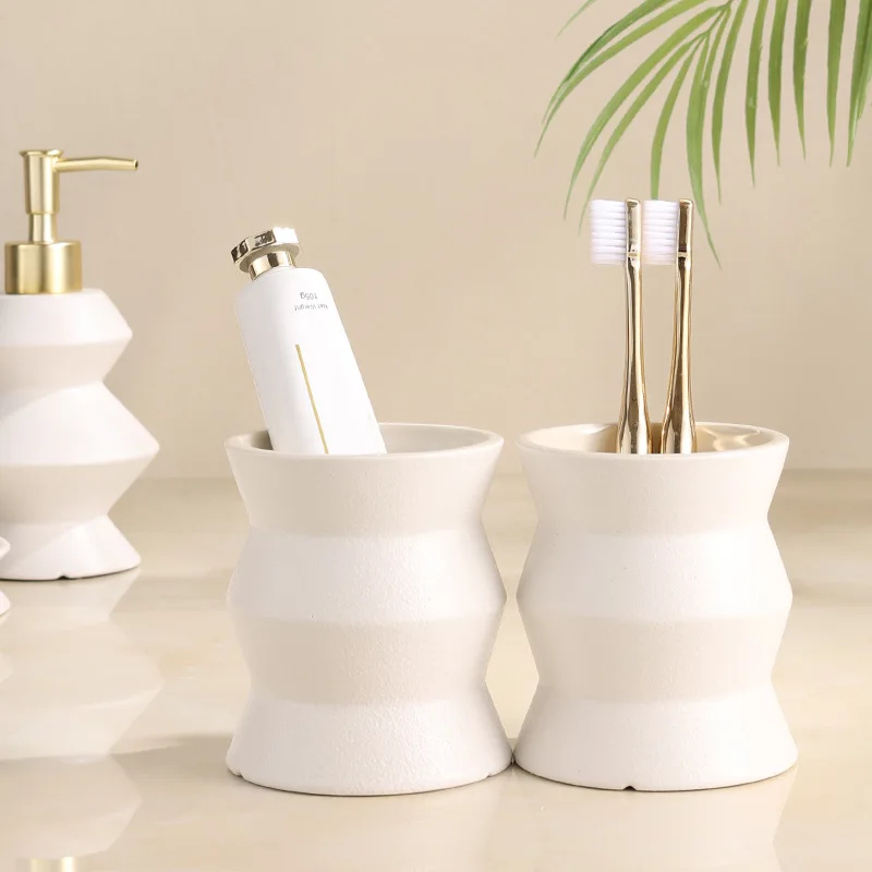 lot de 4 bouteilles en céramique pour salle de bain - Image 4