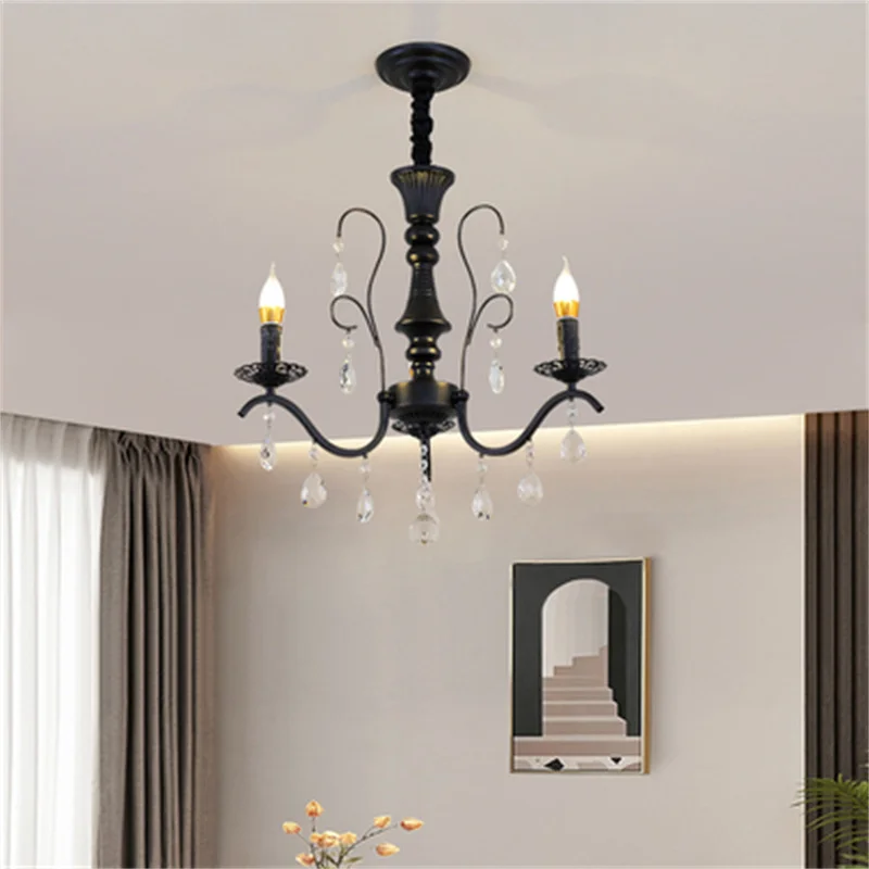 lustre en fer forgé avec suspensions en cristal pour intérieur élégant - Image 6