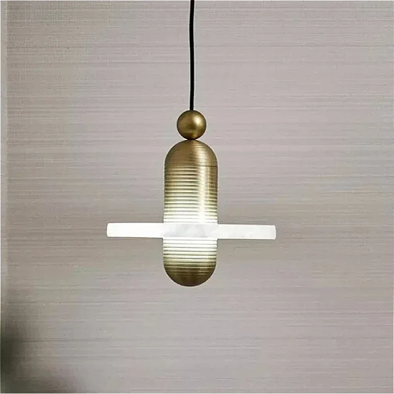 lustre en marbre et métal pour décoration nordique élégante