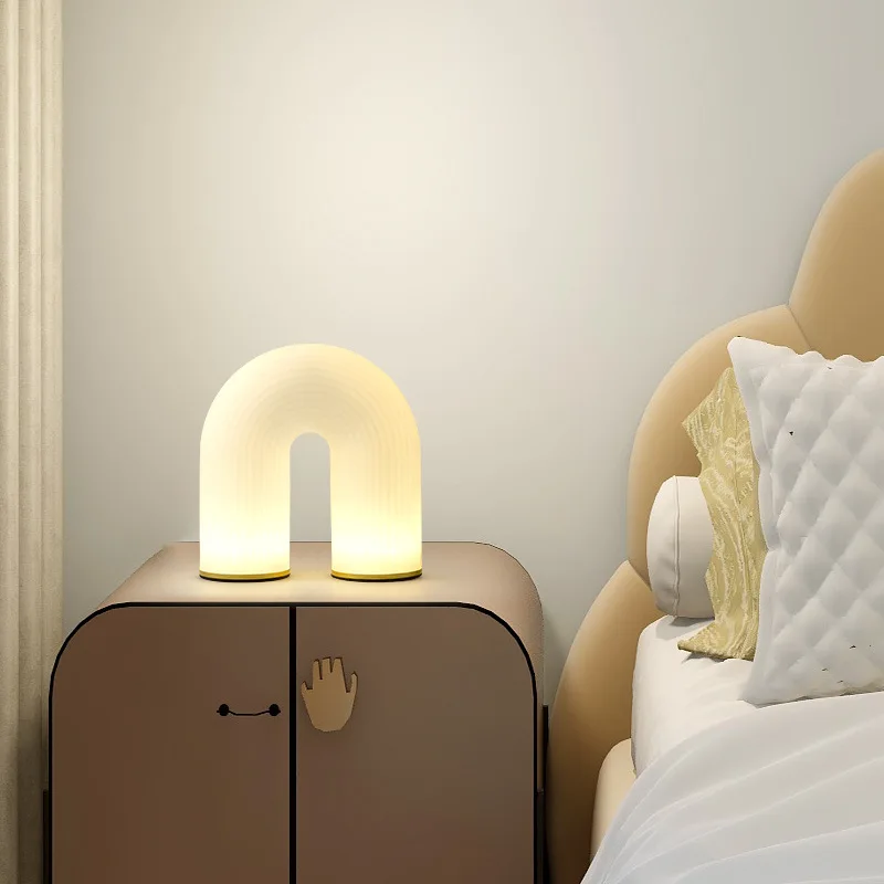 lustre moderne en acrylique et métal doré pour intérieur élégant - Image 5