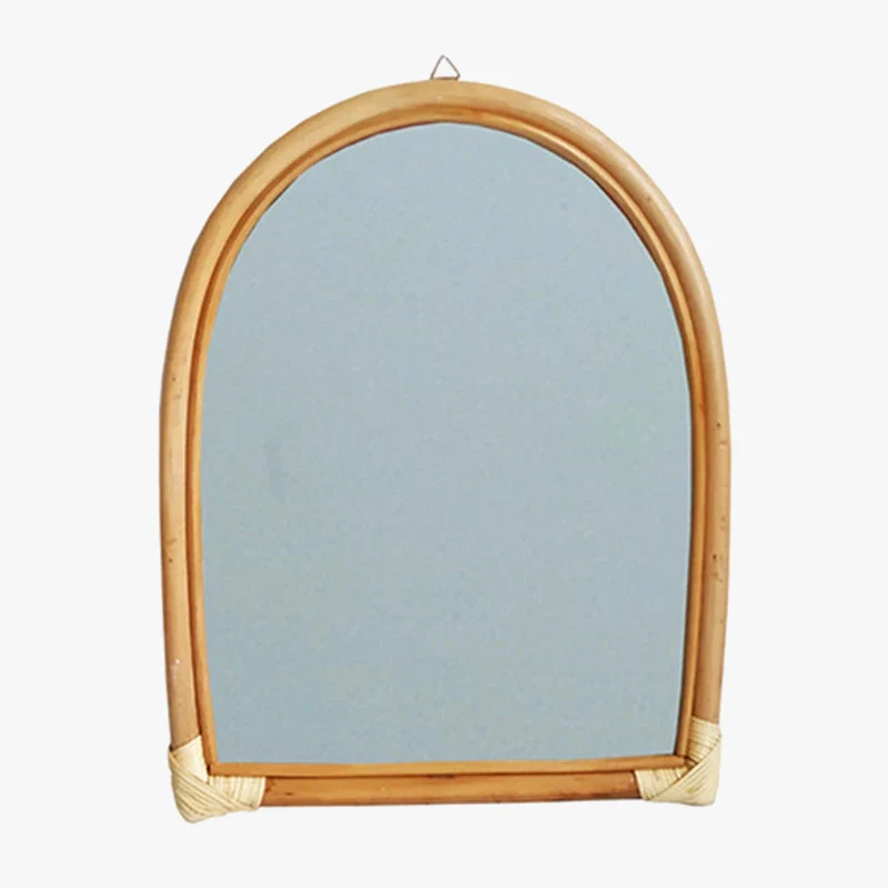 miroir mural suspendu en rotin pour un maquillage pratique