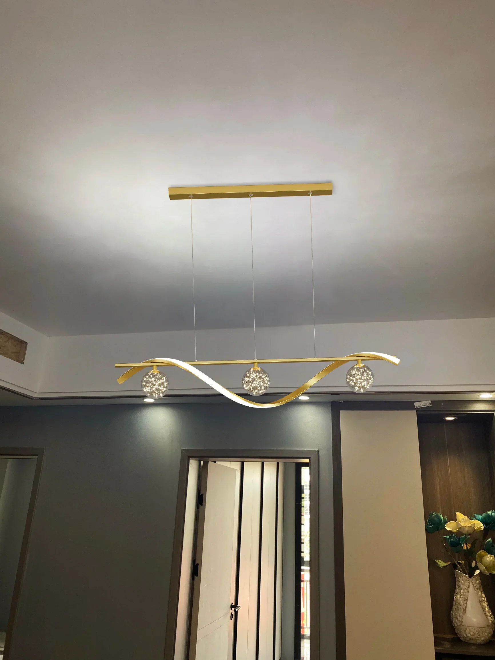 Modern Nordic Style LED Luxury Long Strip Table Lamp Creative New Dining Room Bar Simple Modern Chandelier - Image 4