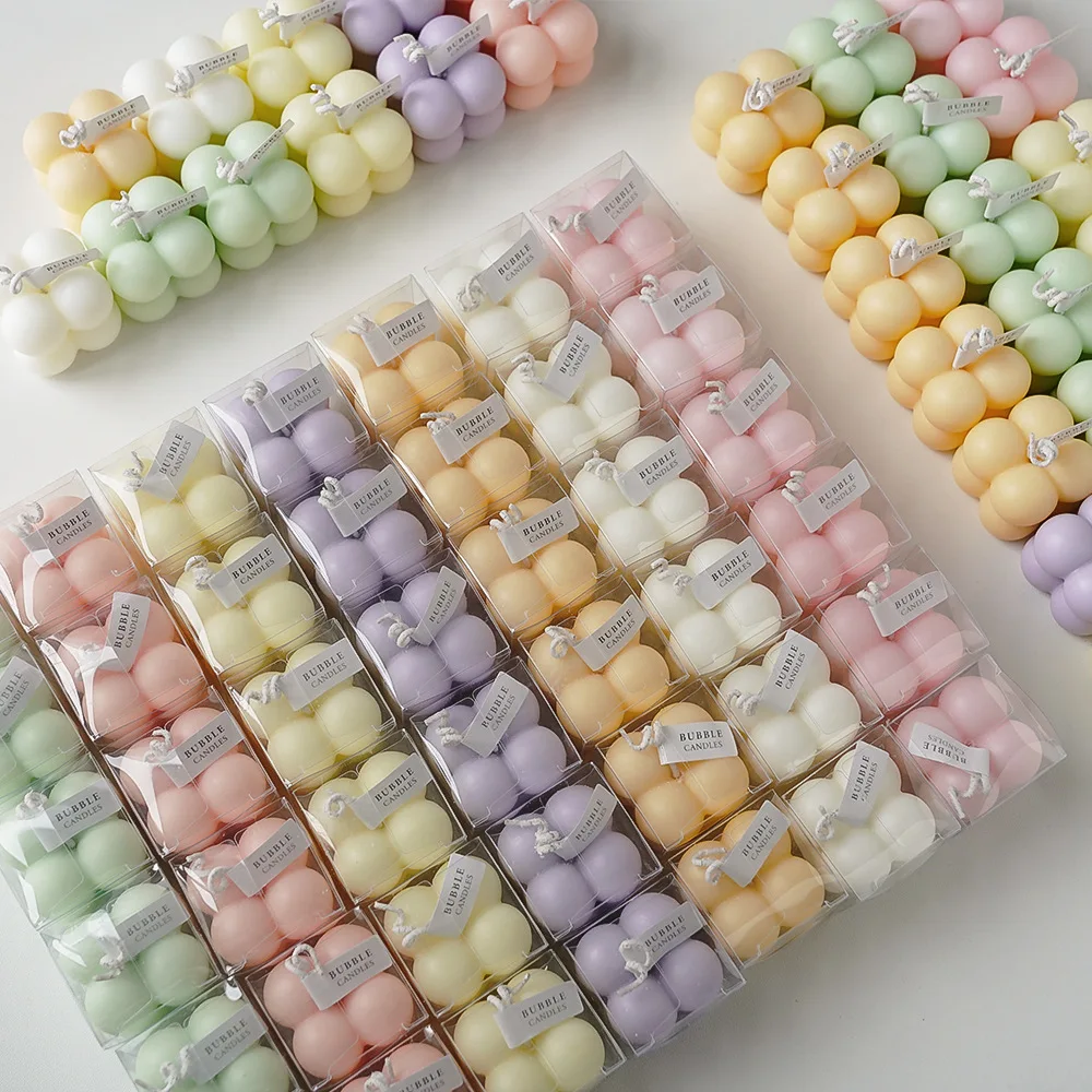 petite bougie cube parfumée en cire de soja fait main - Image 3