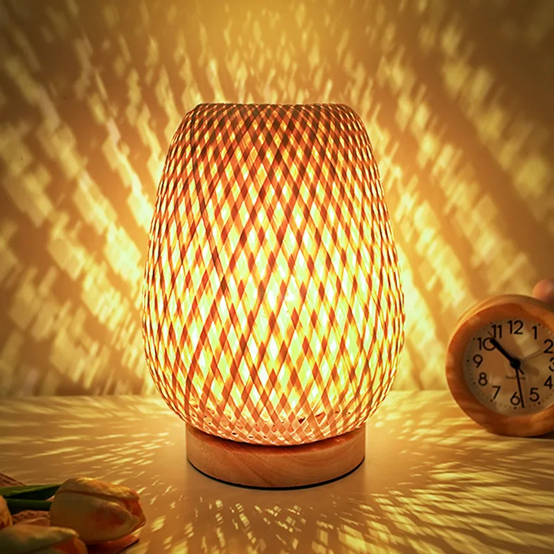 Petite lampe de Table en rotin à intensité variable - Image 3