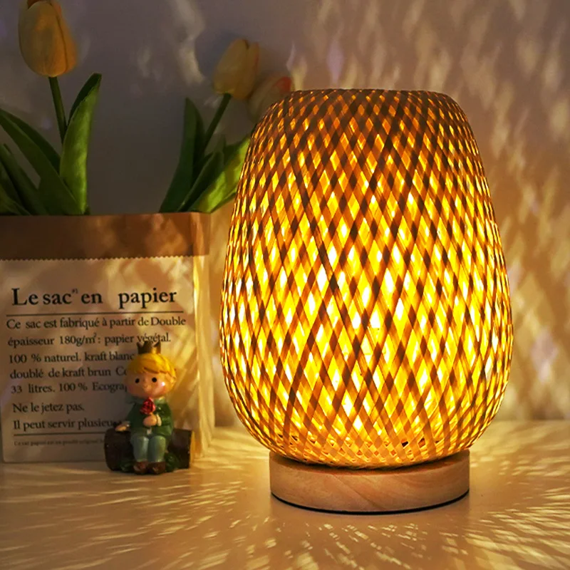 Petite lampe de Table en rotin à intensité variable - Image 4