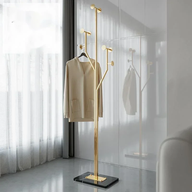 porte-manteau suspendu design nordique pour vĂȘtements et accessoires