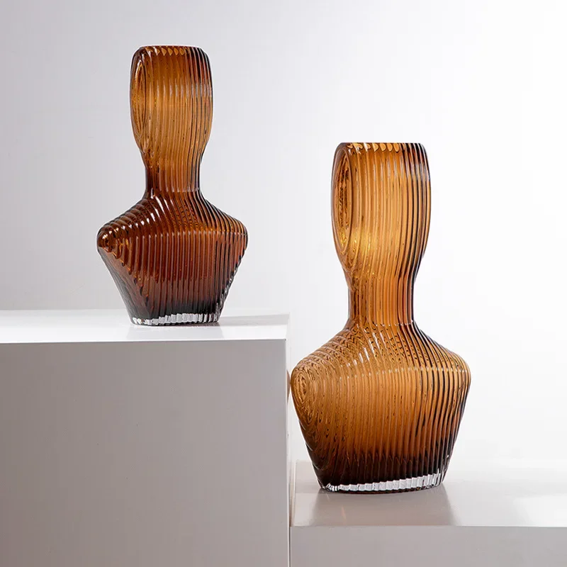 sculpture en verre abstraite avec rayures décoratives pour décoration intérieure - Image 2