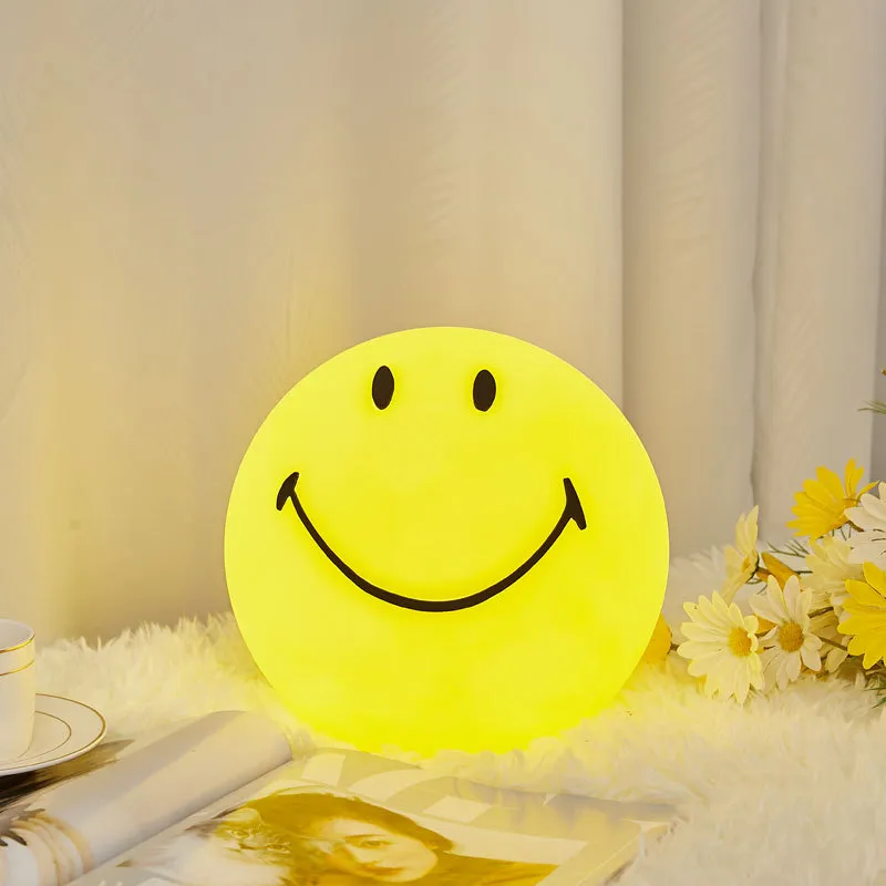 Simple sourire visage Led veilleuses USB Rechargeable PE lampe de nuit chambre d'enfants Protection des yeux chambre chevet décor lampe de bureau - Image 4