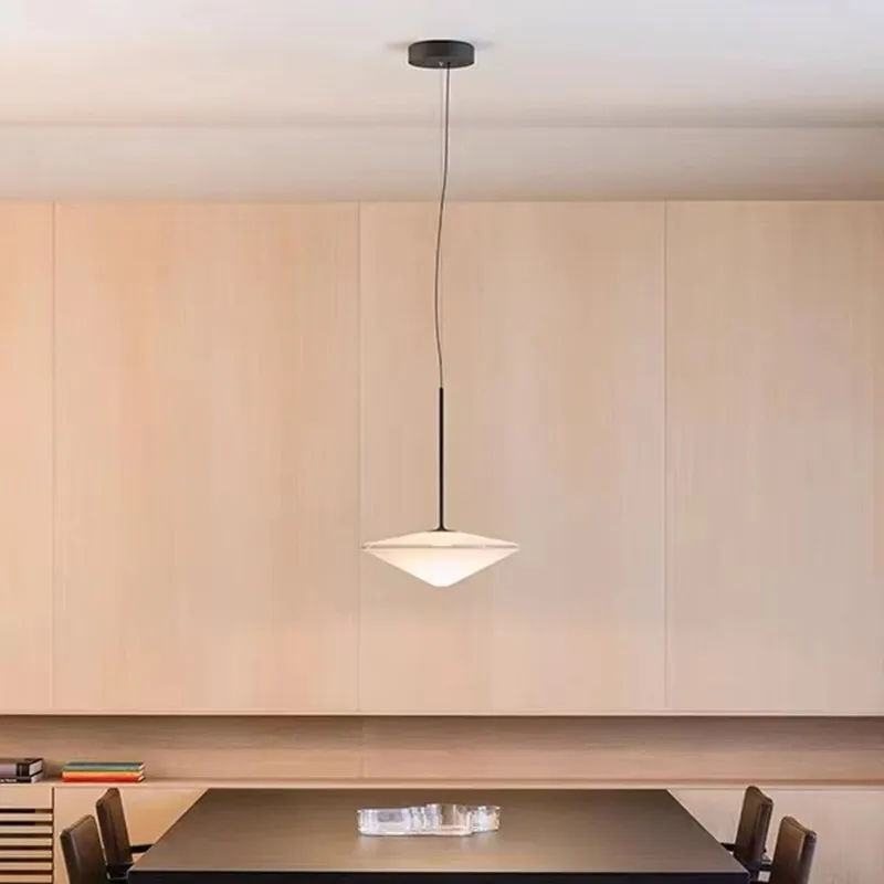 suspension industrielle design créatif pour restaurant et bar - Image 3
