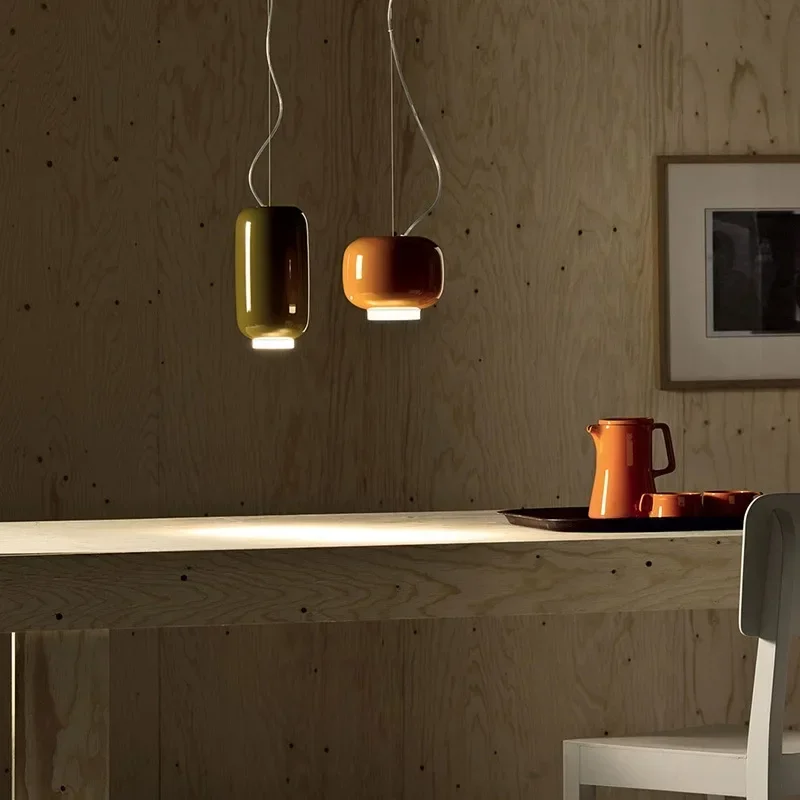 suspension moderne en verre design lumineux et coloré