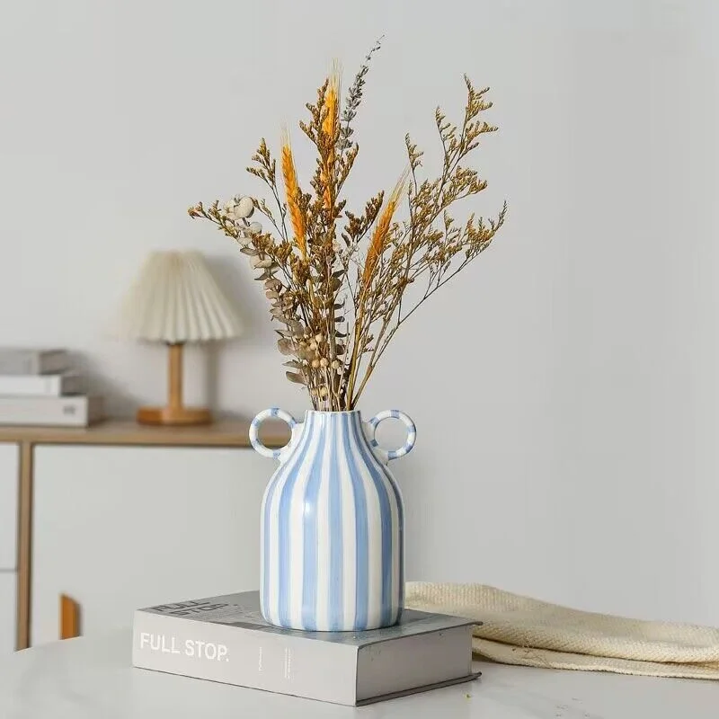 vase en céramique peint à la main avec oreilles décoratif amusant - Image 5