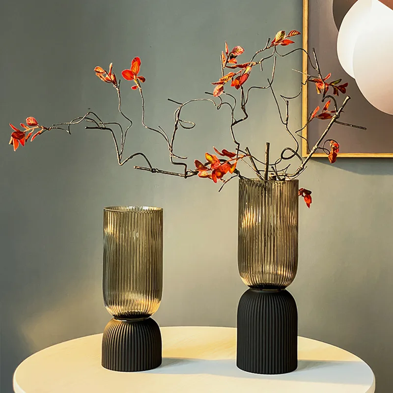 vase en verre rayé pour arrangement floral élégant - Image 2