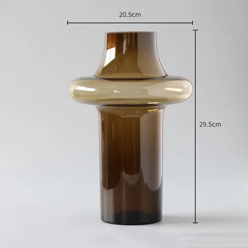 vase médiéval en verre pour fleurs séchées et composition florale - Image 9