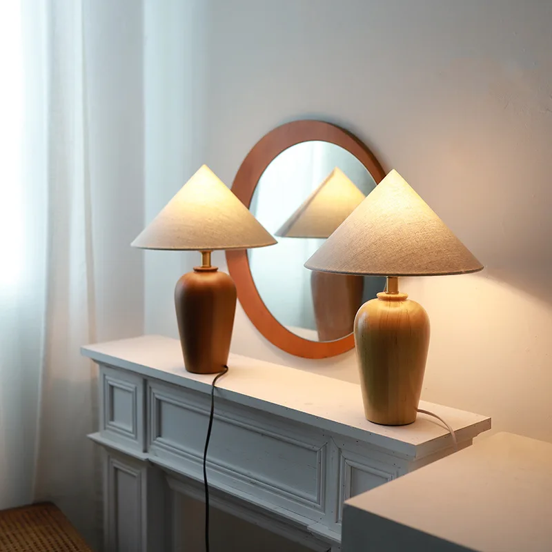 Vintage Table Lamp Desk Light with Wood Stand Fabric Shade - Image 5